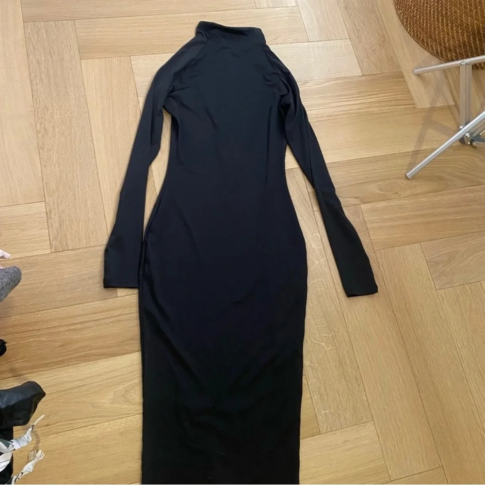 ❌ SOLD ❌ Sophisticated Black Turtleneck Dress - Picture 3 of 4